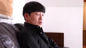 큰 가슴을 가진 최고의 기혼 여성이 형제와 섹스를 교환합니다  국산야동 한국야동