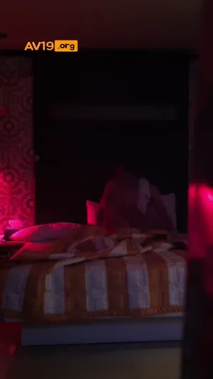붉은 조명 신음 끝짱  국산야동 한국야동