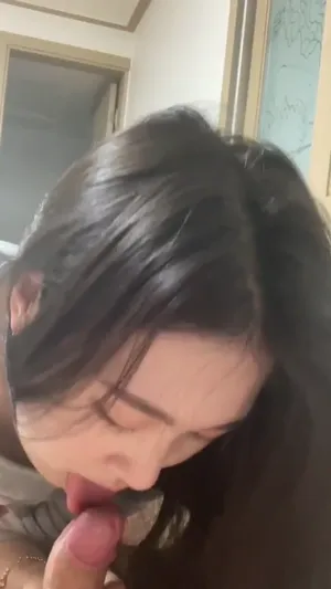 친구랑 헤어진 여자친구랑 모텔에서  국산야동 한국야동