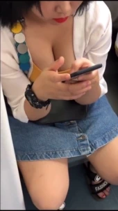 신작 ✨ 지하철 업스 2명+가슴골 5V 특 왕가슴녀 한국야동 국산야동